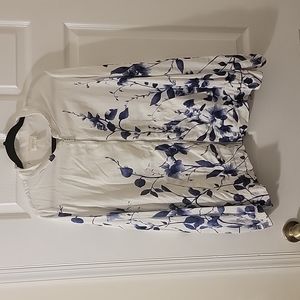 Chico's Blue and White Floral Jacket Size 2